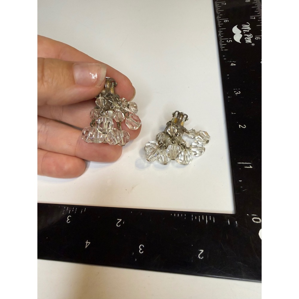 Vintage Clear Faceted Glass Bead Cluster Waterfall Clip On Earrings Silver Tone